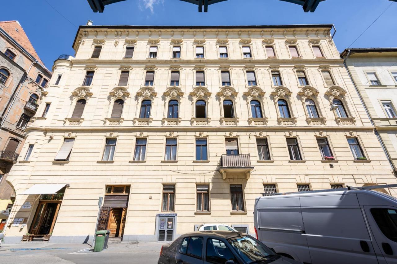 Studio Apollo Budapest Exterior foto